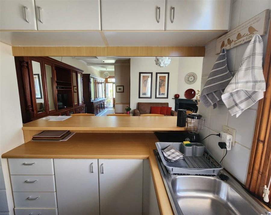 To Let 2 Bedroom Property for Rent in De Waterkant Western Cape